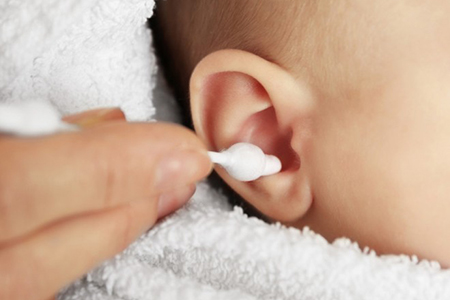 уход за детскими ушами